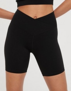  Pantalones cortos de ciclismo Aerie OFFLINE By Real Me Crossover de 7" en color negro
