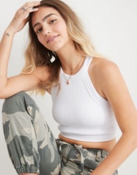 حمالة صدر Aerie Superchill بدون درزات ذات رقبة عالية باللون الأبيض
