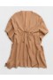  Aerie – Cape-Kleid aus Gaze mit Bindeband in Khaki
