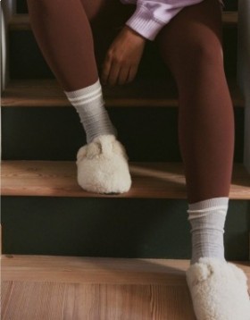  Aerie Crew-Socken mit Zopfmuster in Grau